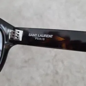 Saint Laurent Dark Tortoise Sunglasses Authentic EUC Saint Laurent | Accessories | Saint Laurent Dark Tortoise  main image 4